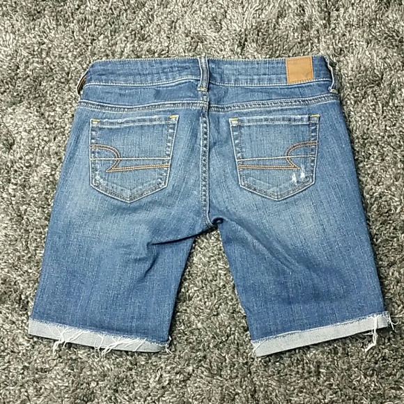 American Eagle Short 2 - Picture 2 of 5